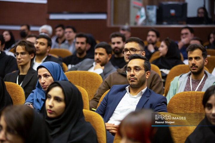 افتتاحیه هشتمین کنفرانس بین‌المللی بازی‌های رایانه‌ای، فرصت‌ها و چالش‌ها