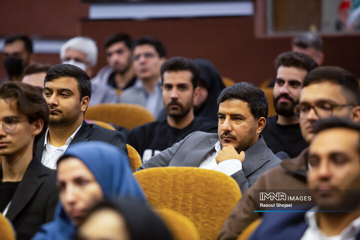 افتتاحیه هشتمین کنفرانس بین‌المللی بازی‌های رایانه‌ای، فرصت‌ها و چالش‌ها