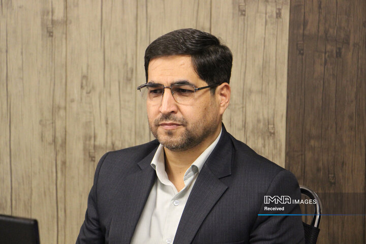 بازدید اعضای کمیسیون حمل و نقل و هوشمندسازی شورا از سازمان مدیریت حمل‌و‌نقل بار شهرداری