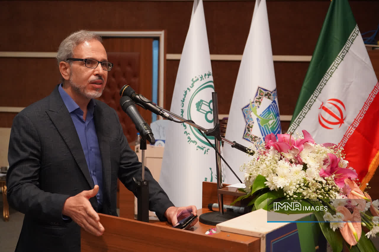 عبور خیرین سلامت فارس از مرزهای درمان و تجهیزات پزشکی