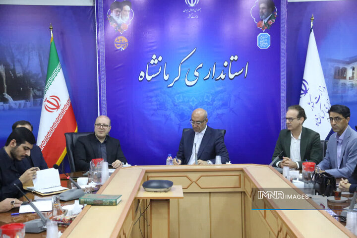 دانشگاه‌های کرمانشاه پای حل چالش‌های استان بیایند