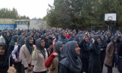 طرح آهن یاری دختران در برخی مدارس راهنمایی اجرا نشده است