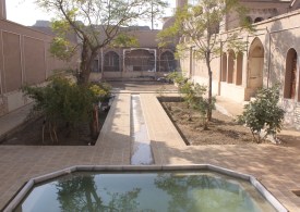 مرمت حیاط اندرونی خانه تاریخی بروجردی‌ها انجام شد