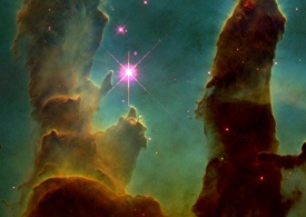 M۱۶: ستون‌های آفرینش