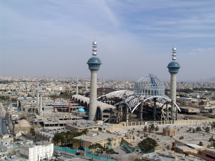 مصلی اصفهان علیرغم کمبود اعتبارات با جدیت در حال پیشرفت است