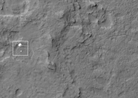 کنجکاوی همچون قطره‌ای فرو می‌چکد