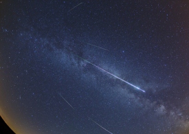 شهاب‌های برساووشی و راه شیری