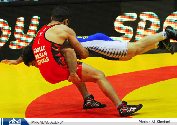 تماشای فینال لیگ کشتی رایگان است