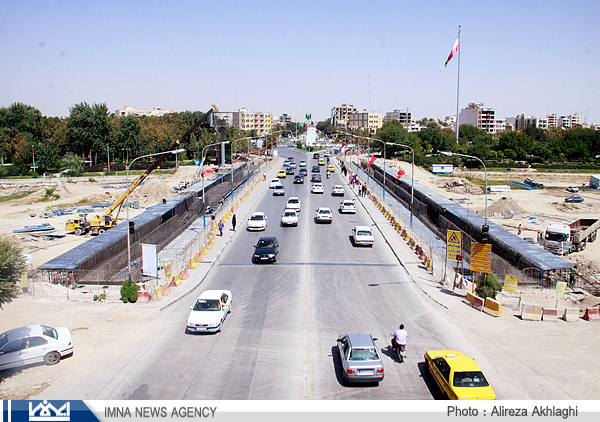 بهره برداری از  پروژه تعریض پل بزرگمهر و پارکینگ و خیابان لاهور تا پایان بهمن ماه
