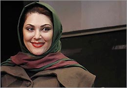 لاله اسکندری: در برج میلاد کسانی را می‌بینیم که هیچ سنخیتی با سینما ندارند!