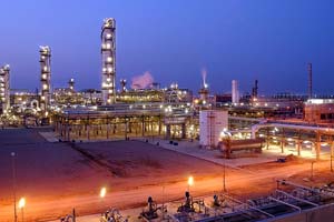 بيش از ۱۱۰۷۹ قلم كالا در پالايش نفت اصفهان تولید شد+ جدول