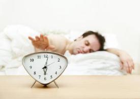 چگونه صبح زود به راحتی از رختخواب جدا شویم؟