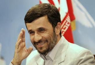 بعید است موقعیت احمدی نژاد تضعیف شود