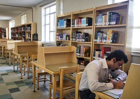 شهرضا از شهرهای پیشگام در کتاب و کتابخوانی/ افتتاح مجموعه فرهنگی سروستان تا پایان سال ۹۳