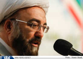 بازگشت مرجعیت علمی و فرهنگی به معلمان یک ضرورت است