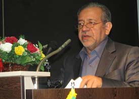 با رفع مشکل کم آبی در استان، انتقال آب زاینده رود به شهرهای نطنز و بادرود حل خواهد شد