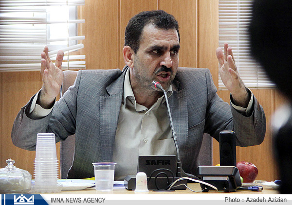 شناسایی ۱۱ نقطه کور آنتن‌دهی تلفن‌همراه در اصفهان/ راه‌اندازی نسل چهار موبایل در ۲۹ نقطه شهر تا پایان امسال