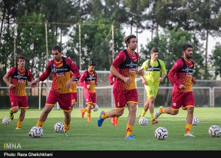 اصفهانی‌های قهرمان دست نخوردند/ پرسپولیس جوان شد