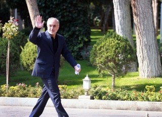 رييس سازمان انرژي اتمي كشور وارد اصفهان شد