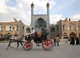 برجسته ترین تجربه سفر به ایران، حضور در اصفهان است