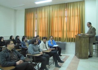 كتاب هاي مولانا پرفروش ترين كتاب در دنياست