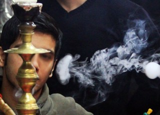 قلیان های میوه ای معطر سمی برای سلامتی/هیچ حمایتی از کشاورزان کشت تنباکو انجام نمی شود