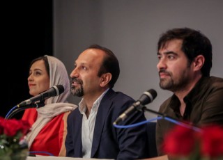 اینگونه نیست که جشنواره های خارجی فقط به فیلم های سیاه نما جایزه بدهند