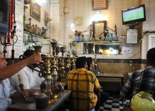 فعالیت 12 چایخانه فاقد مجوز در شهرضا