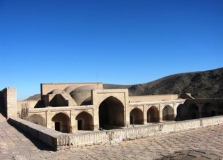 روند واگذاری کاروانسرای «گبرآباد»  تا خلع ید شدن بهره بردار