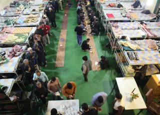 گرمخانه اصفهان سرپناهی امن برای کارتن خواب های شهر