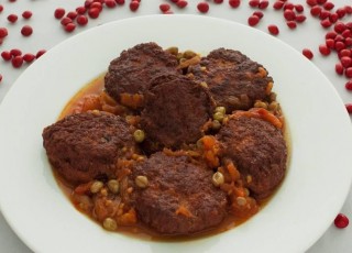 غذاهای محلی و سنتی، از مهم ترین جاذبه های گردشگری