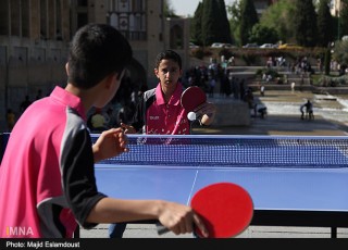 لحظاتی شاد با ورزش در کنار پل تاریخی خواجو + تصاویر