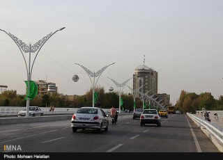 تعريض پل فلزي، راهگشاي گره ترافيكي شهر