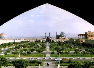 اصفهان صاحب نماد شهری هزار ساله است